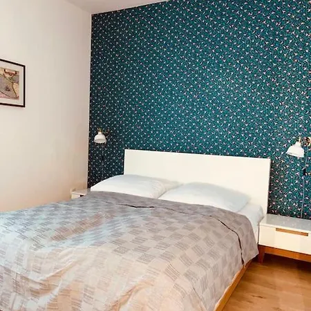 Appartement Frisch Renovierte Fewo, In Zentraler Lage *